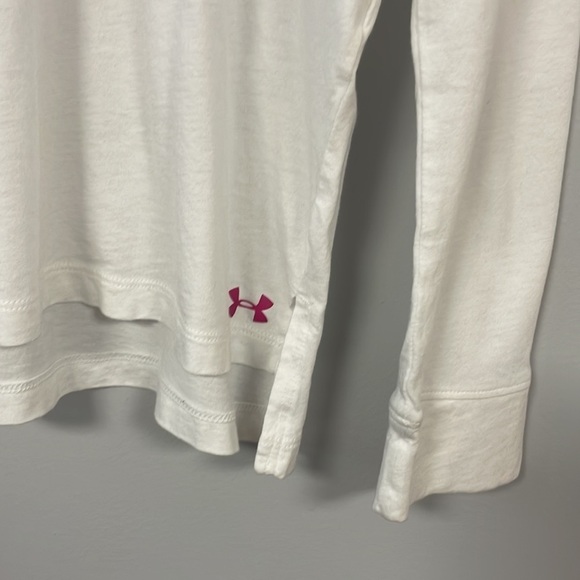 Under armor heat gear ,  SM/P (seems larger) Fight Breast Cancer T-shirt - Picture 6 of 7